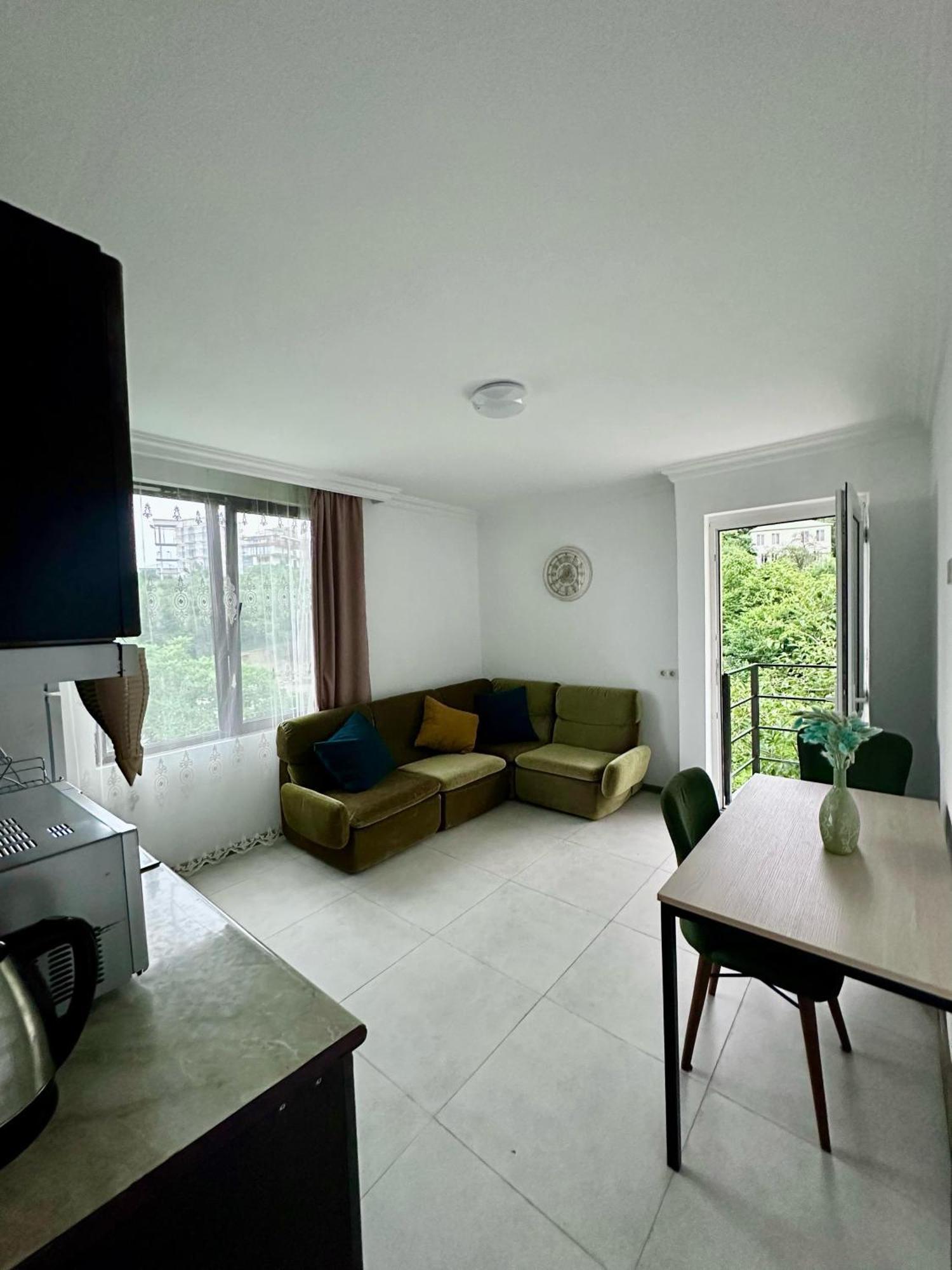 Nita House Hotel Batumi Ngoại thất bức ảnh